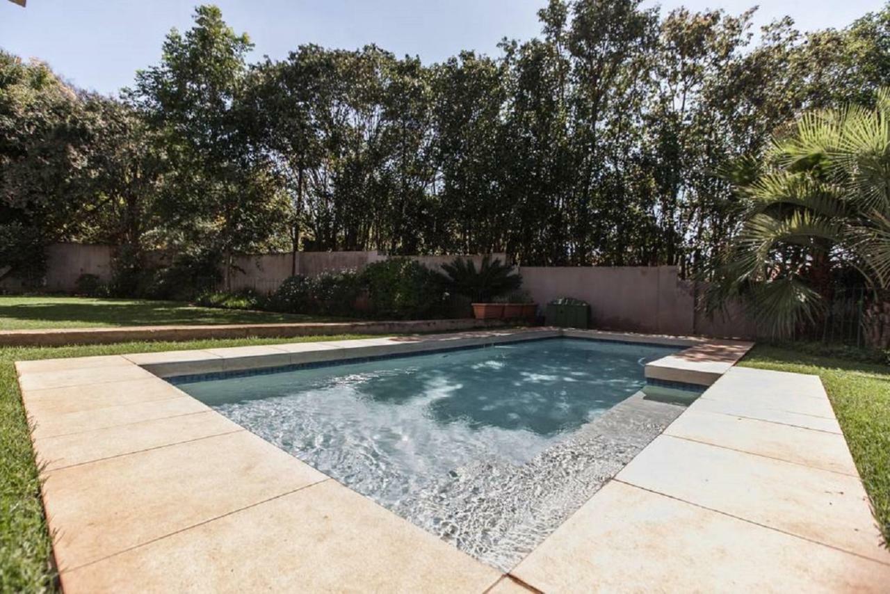Houghton Place Johannesburg Exterior photo